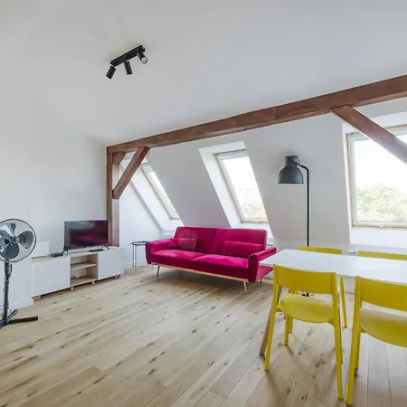 Park Wilsona Stylish By Bookinghost *